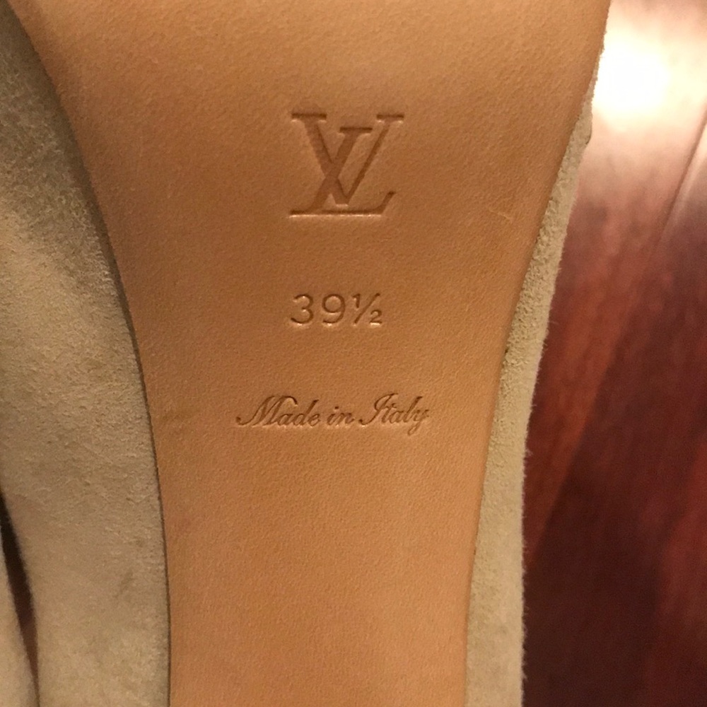 Louis Vuitton Heeled platform shoes - Picture 8 of 8